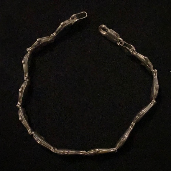 Sterling Silver 7" Dolphin Bracelet stamped 929 - Picture 2 of 4